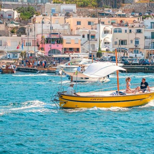 ¿Qué tipos de barcos se pueden alquilar en Capri?